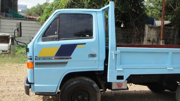 ป้ายเล็กไม่ติดเวลา ISUZU NKR 4ล้อ รถห้างแท้ เครื่อง88แรง เครื่องดี คัสฃีสวย ภาษี-พรบ.เต็มปี