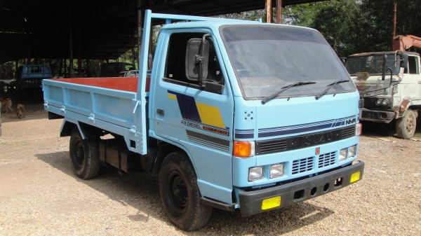 ป้ายเล็กไม่ติดเวลา ISUZU NKR 4ล้อ รถห้างแท้ เครื่อง88แรง เครื่องดี คัสฃีสวย ภาษี-พรบ.เต็มปี