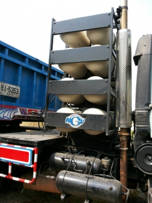 รถบรรทุก 10 ล้อใหญ่ หัวลากพร้อมหาง HINO ปื44. เครื่อง 240 แรง ติดแก็สNGV 100 เบนเซิน ราคา 710,000 บ.รถอยู่สระบุรี