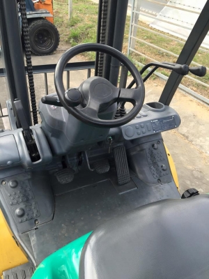 ขาย KOMATSU FD20T-16 รถปี 2007 ดีเซล เสายกสูง 4 เมตร