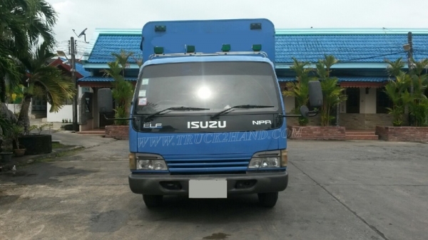 ISUZU NPR  6 ล้อ  130 แรงม้า ปีจดทะเบียน 2547