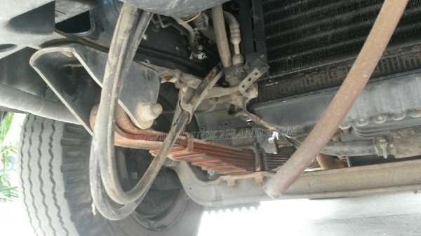 ISUZU NPR  6 ล้อ  130 แรงม้า ปีจดทะเบียน 2547