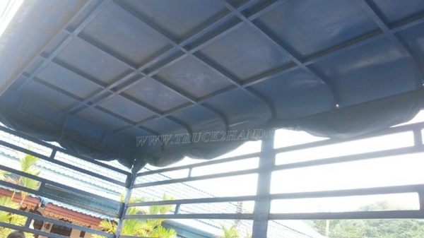 ISUZU NPR  6 ล้อ  130 แรงม้า ปีจดทะเบียน 2547