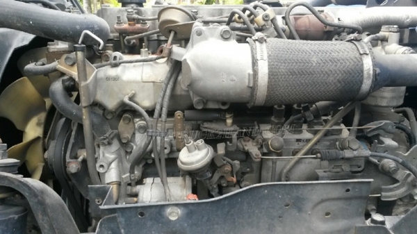 ISUZU NPR  6 ล้อ  130 แรงม้า ปีจดทะเบียน 2547