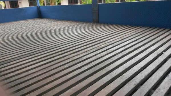 ISUZU NPR  6 ล้อ  130 แรงม้า ปีจดทะเบียน 2547