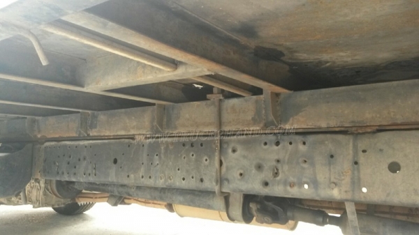 ISUZU NPR  6 ล้อ  130 แรงม้า ปีจดทะเบียน 2547