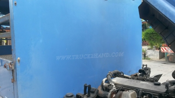 ISUZU NPR  6 ล้อ  130 แรงม้า ปีจดทะเบียน 2547