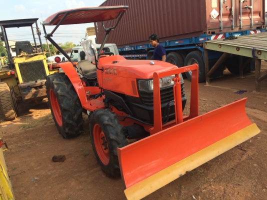 รถไถนานั่งขับคูโบต้า มือสอง 45แรงม้า