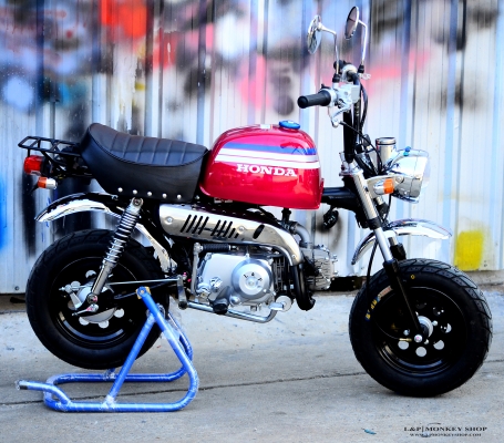 จัดโปรโมชั่น ลดราคาสุดแบบ มโหฬษร เหลือ 22999 บาท มังกี้ กอลิล่า เดิม ราคาสุดๆ เริ่มต้นเพียง 2XXXX  แต่งๆๆ ลดราคาทุกรุ่นและมีของแถมอีกมากมาย  ด่วนๆๆ ลดๆๆ   เริ่มต้นราคา ที