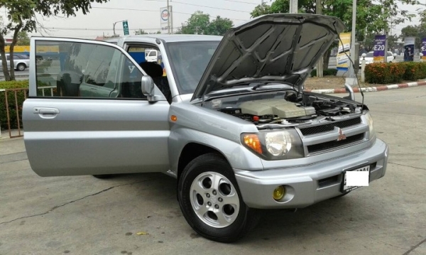 2010 MITSUBISHI PAJERO 1.1 JR A/T 4WD 2010 MITSUBISHI PAJERO 1.1 JR A/T 4WD