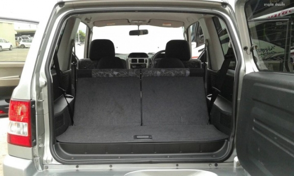 2010 MITSUBISHI PAJERO 1.1 JR A/T 4WD 2010 MITSUBISHI PAJERO 1.1 JR A/T 4WD