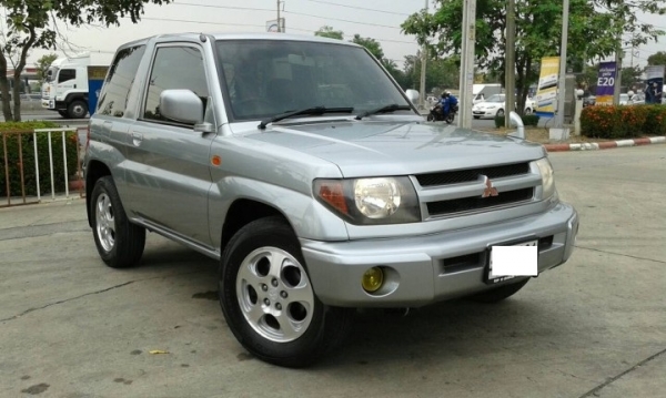 2010 MITSUBISHI PAJERO 1.1 JR A/T 4WD 2010 MITSUBISHI PAJERO 1.1 JR A/T 4WD