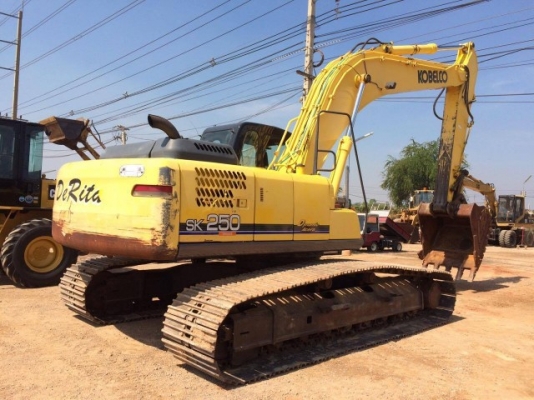 ขายรถแบคโฮ KOBELCO SK250 MARK6 ปี 2003 สภาพสวยพร้อมใช้งาน รถนอกนำเข้าเอง มีVDOการทำงานครับ ขายรถแบคโฮ KOBELCO SK250 MARK6 ปี 2003 สภาพสวยพร้อมใช้งาน รถนอกนำเข้าเอง มีVDOการทำงานครับ