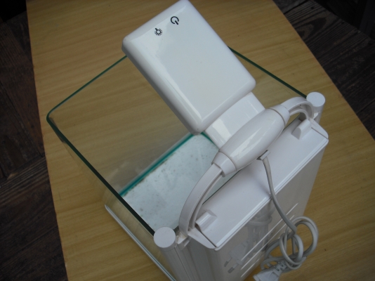 ตู้เลี้ยงปลาขนาดกระทัดรัด ตู้เลี้ยงปลาขนาดกระทัดรัด