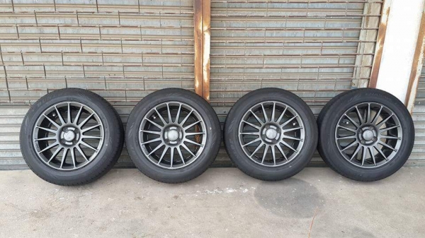 OZ Racing ขอบ 15 4รู100 พร้อมยางปี14 Dunlop OZ Racing ขอบ 15 4รู100 พร้อมยางปี14 Dunlop
