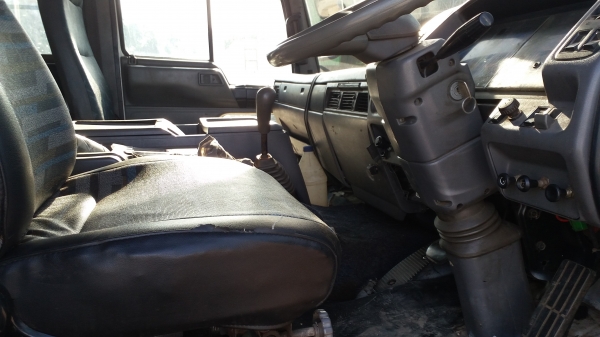 ขายรถสิบล้อ 2 เพลา เป็นรถบรรทุกน้ำส่ากระทิงแดง พร้อมแม่ลูกพ่วง ลูก2คาน เครื่อง 260 แรงม้า ราคา 1200000 บาทติดต่อ 092-6527322 ขายรถสิบล้อ 2 เพลา เป็นรถบรรทุกน้ำส่ากระทิงแดง พร้อมแม่ลูกพ่วง ลูก2คาน เครื่อง 260 แรงม้า ราคา 1200000 บาทติดต่อ 092-6527322