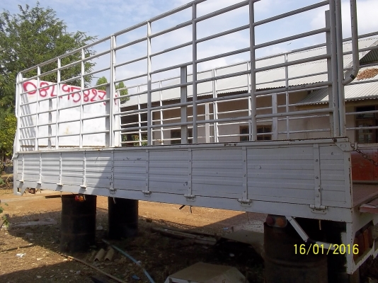 ขาย 55000 บาท กระบะยาว 5.50 เมตรถอดจากฮีโน่เมก้าครับ