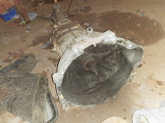 เกียร์ วีโก้ 2500 พรีรันเนอร์ สภาพสวยๆ ราคา 15000 ครับ เกียร์ วีโก้ 2500 พรีรันเนอร์ สภาพสวยๆ ราคา 15000 ครับ