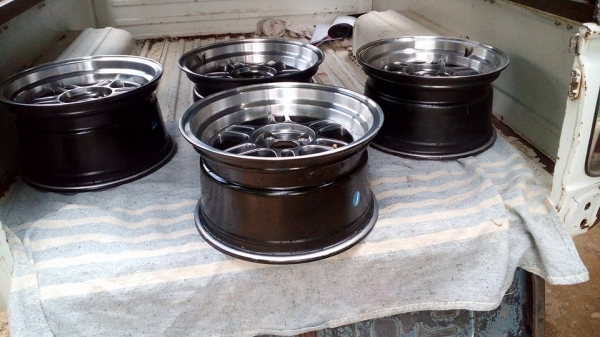 Sell >>> 7,800 BahtTH. ล้อ Rpf1 ขอบ 15 ET 20 PCD 4*100 กว้าง 8 ไม่เคยทำสี ตำหนิ แลกเกอร์ลอกนิดหน่อย ราคาคุยได้ Tel. 088 252 0025