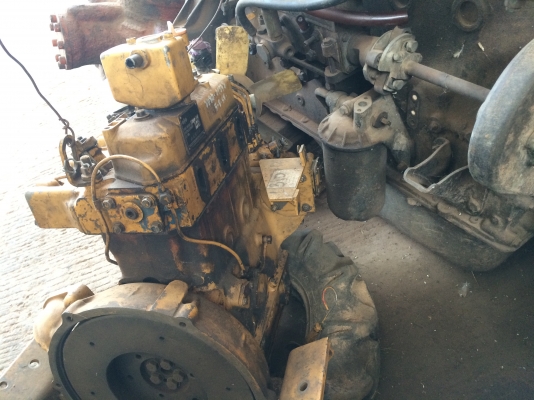 เครื่อง โคมัตสุ 3D84 มือสองจากนอก