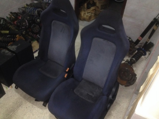 เบาะ SKYLINE R32 GTR เก่าญี่ปุ่นเเท้สภาพสวยไม่มีขาดรางครบสวยๆหายากเเล้ว