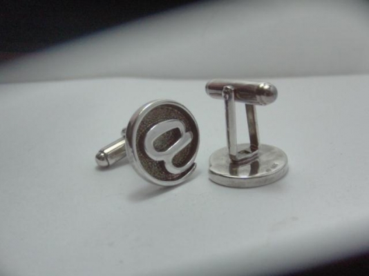 กระดุมเชิ้ตเนื้อเงิน92.5\%