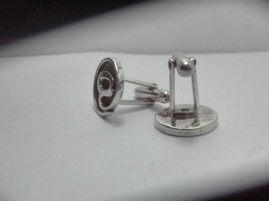 กระดุมเชิ้ตเนื้อเงิน92.5\%