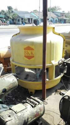 **** Sold **** คูลลิ่งทาวเวอร์ B.K.K. ขนาด 30 RT. มาพร้อมปั้มน้ำ 3 HP. 380V. พร้อมใช้งาน