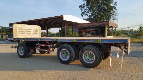 ขาย ลูกพ่วงพื้นเรียบสามมิตรสามเพลาแท้ ยาว 7 เมตร