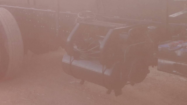 ขายรถบรรทุก Mitsubishi /Fuso  225แรงม้าปี 49 พร้อมกระบะดั๊มสามมิตรพร้อมใช้งาน สนใจติดต่อ คุณเสน่ห์ 0932409414