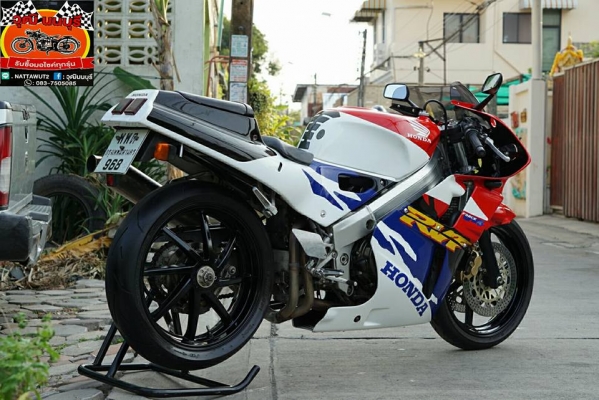 วุฒิ นนบุรี HONDA VFR NC30 รถสวยเดิมทะเบียนพร้อมโอนเครื่องยนต์ดีมากๆ วุฒิ นนบุรี HONDA VFR NC30 รถสวยเดิมทะเบียนพร้อมโอนเครื่องยนต์ดีมากๆ