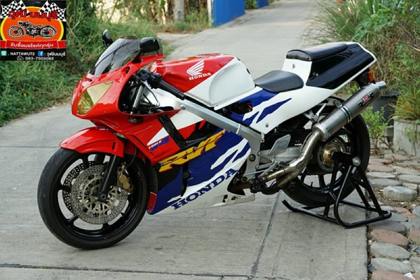 วุฒิ นนบุรี HONDA VFR NC30 รถสวยเดิมทะเบียนพร้อมโอนเครื่องยนต์ดีมากๆ