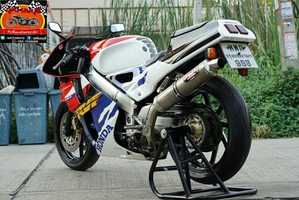 วุฒิ นนบุรี HONDA VFR NC30 รถสวยเดิมทะเบียนพร้อมโอนเครื่องยนต์ดีมากๆ วุฒิ นนบุรี HONDA VFR NC30 รถสวยเดิมทะเบียนพร้อมโอนเครื่องยนต์ดีมากๆ