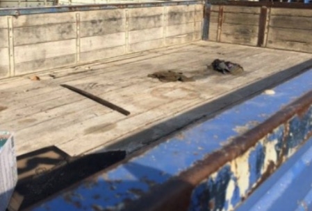 ISUZU NPR 115 HP 4BD1 ปี 34 รถบรรทุกหกล้อ 115 ห้างแท้ กระบะเหล็กคาร์โก้ความยาว 4.30 เมตรสภาพดีสวยพร้อมบรรทุกหนักได้เลยครับ ภายในเก๋งคอนโซลครบพร้อม พวงมาลัยธรรมดา เกียร์สั้น ช่วงล่างคัชซีสวยไม่มีบวม เฟืองท้ายใหญ่ติด F ครบแล้ว ยาง 8.25 ขอบ 16 สภาพดีพร้อมใช้