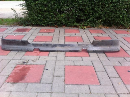 ลิ้นใต้กันชน Toyota hero surf. สภาพสวย เก่าญี่ปุ่น 1500บาท