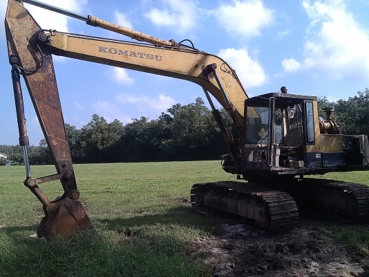 ขาย รถขุด โคมัตสุ pc200.   รุ่น3