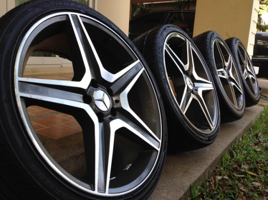 ล้อ AMG Style 6 ขอบ 20 สภาพสวย พร้อมยางปี14 ราคาไม่แพง