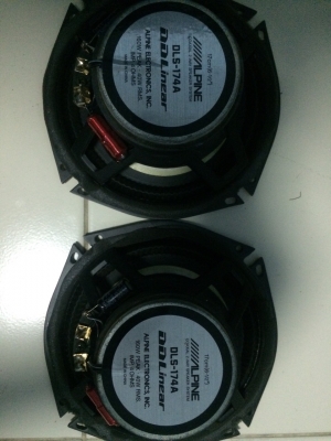 ลำโพง Alpine DLS-174A COAXIAL 2ทาง 6.5นิ้ว 160W รุ่นกลางๆ โครงหล่อ ขอบหยัก ทุ่นความถี่ เสียงกลางแหลมชัดใสๆ เบสนุ่มๆ หวานๆ มือ2 ญี่ปุ่น ลำโพง Alpine DLS-174A COAXIAL 2ทาง 6.5นิ้ว 160W รุ่นกลางๆ โครงหล่อ ขอบหยัก ทุ่นความถี่ เสียงกลางแหลมชัดใสๆ เบสนุ่มๆ หวานๆ มือ2 ญี่ปุ่น