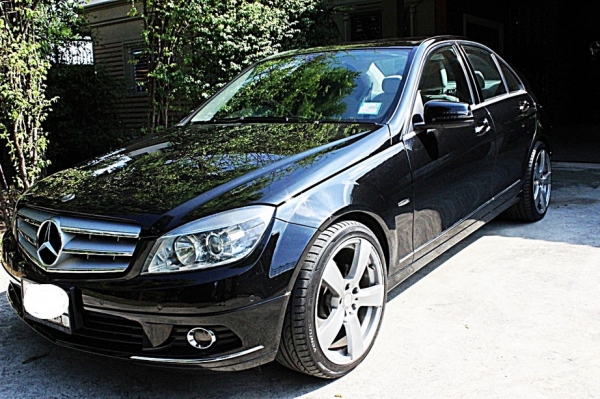 2009 BENZ C200 KOMPRESSOR ELEGANCE กระจังหน้าSport ออกศูนย์ BenzThailand