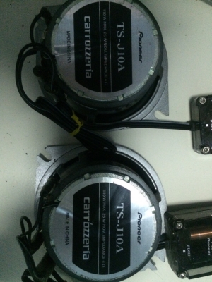 ลำโพง Pioneer TS-J10A 2ทาง 4นิ้ว 110W โครงหล่อ กรวยเคฟล่า แมเหล็กก้อนโต พร้อมพาสซีฟ เสียฃกลางแหลมชัด จัดจ้าน มือ2 ญี่ปุ่น