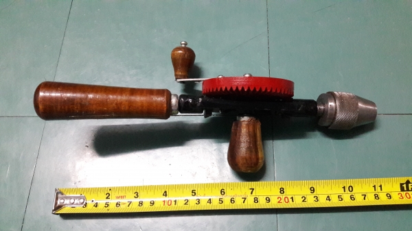 ขายสว่านมือหมุนตราเพชรงานเก่าเก็บ ขายสว่านมือหมุนตราเพชรงานเก่าเก็บ