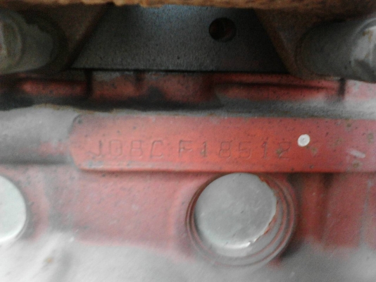 รถไถ KUBOTA 7040  ,  2 เพลา.   ( รถทำงาน 5,9xx กว่า ชม. )     สนใจติดต่อ  081 - 6079515