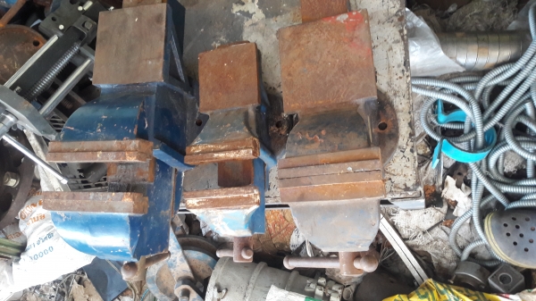 ปากกาจับชิ้นงานมือสองค่อนข้างใหม่