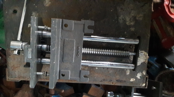 ปากกาจับชิ้นงานมือสองค่อนข้างใหม่