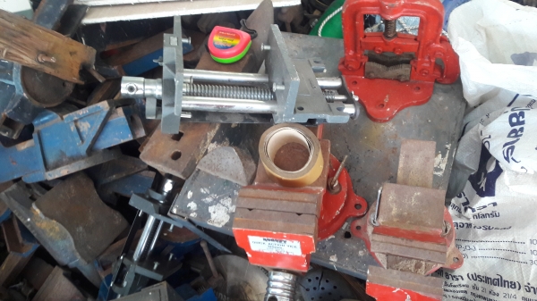 ปากกาจับชิ้นงานมือสองค่อนข้างใหม่