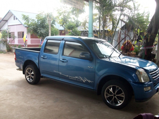 ขาย 4 ประตู ปี 06  สภาพสวย พร้อมใช้งาน