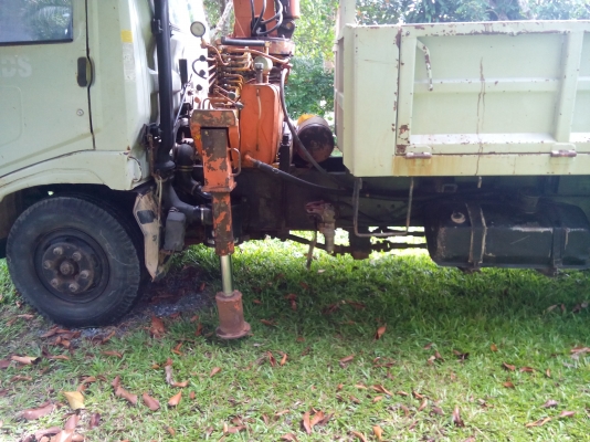 (ปิดการขายแล้วจ้า ขอบคุณนายหัวพลคับ)6 ล้ออีโน่ดั้ม ติดเครน  2 ตัน   หัวบางเดิม ปี39 (รถสวยมาก).พร้อมใช้  เล่มพร้อม...