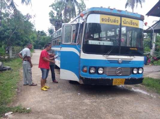 (ปิดการขายแล้วจ้า ขอบคุณนายหัวพลคับ)6 ล้ออีโน่ดั้ม ติดเครน  2 ตัน   หัวบางเดิม ปี39 (รถสวยมาก).พร้อมใช้  เล่มพร้อม...