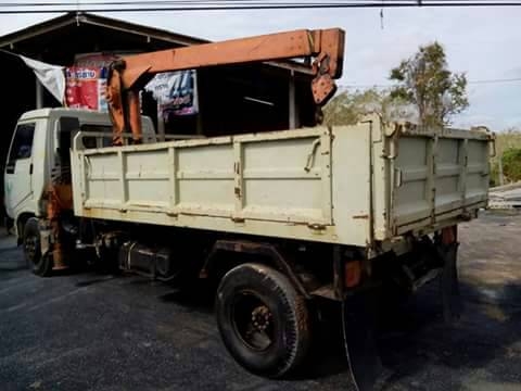 (ปิดการขายแล้วจ้า ขอบคุณนายหัวพลคับ)6 ล้ออีโน่ดั้ม ติดเครน  2 ตัน   หัวบางเดิม ปี39 (รถสวยมาก).พร้อมใช้  เล่มพร้อม...