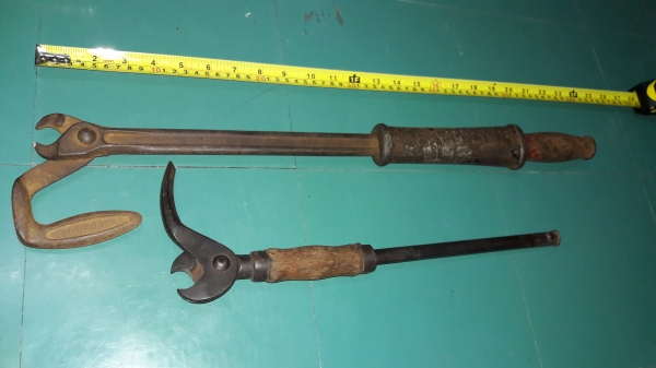 ขายคีมถอนตะปูBAHCO  MADE IN  INDIA.และคีมเก่าเยอรมันแพ็คคู่